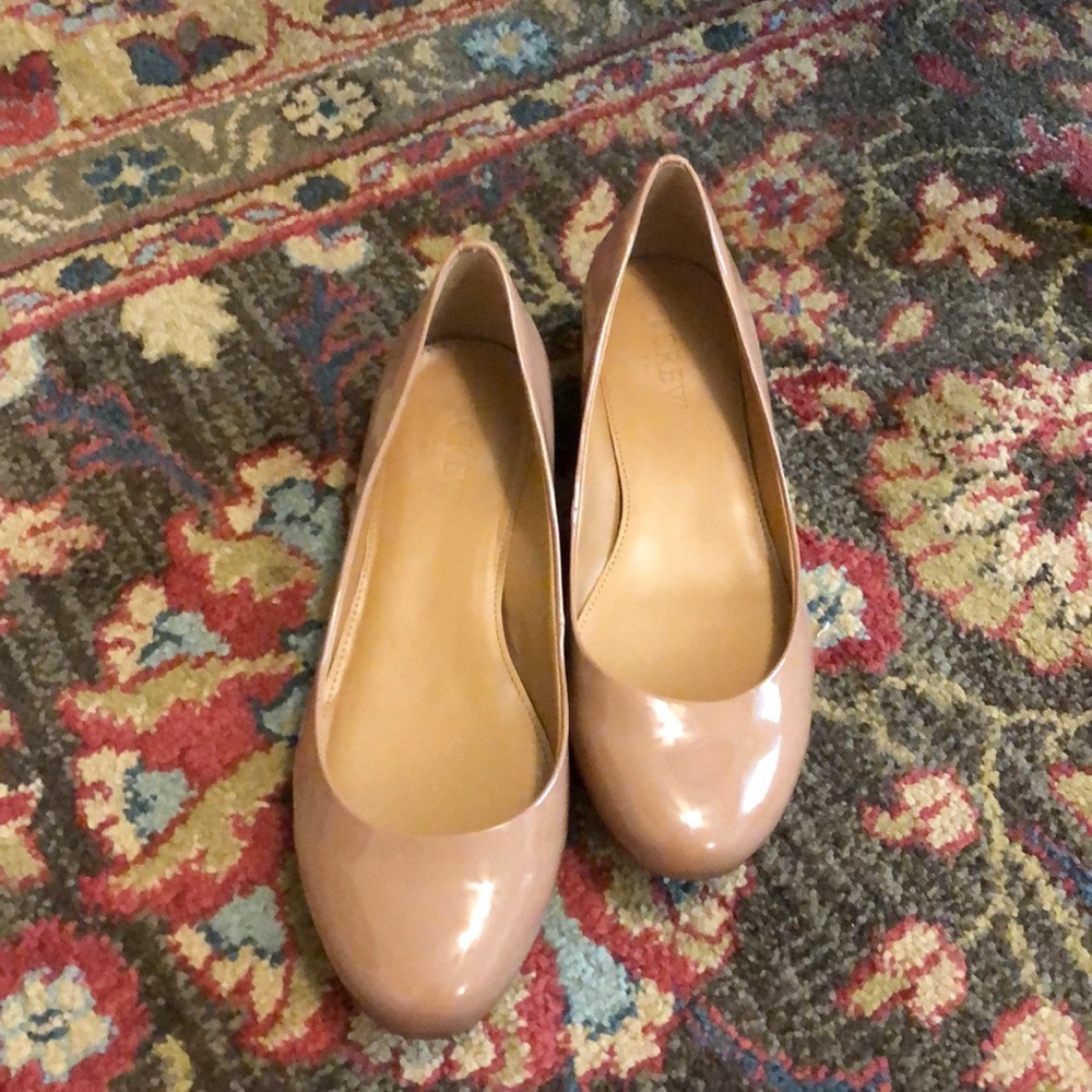 J crew patent leather nude flats gold heal
